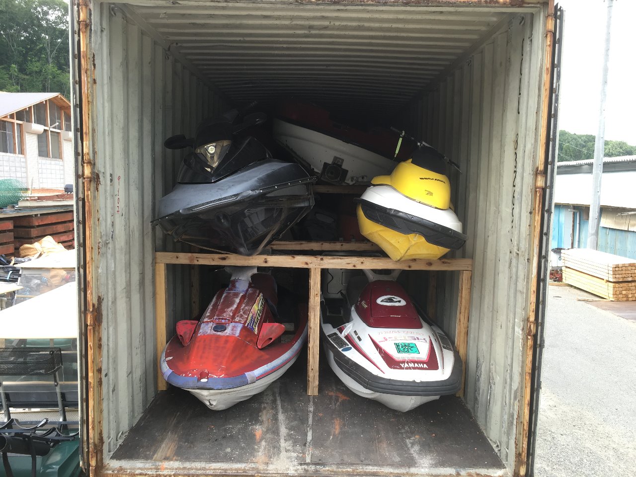 処分に困った船 動かない水上バイクを買取します 消防ホースやサニー 